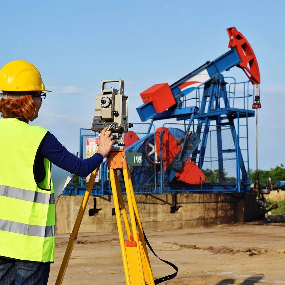 Custom-Branded-Workwear-Hi-vis-workwear-for-women