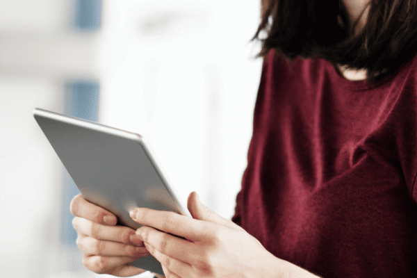 Brand-Messaging-Woman-checking-content-from-a-brand-600x400